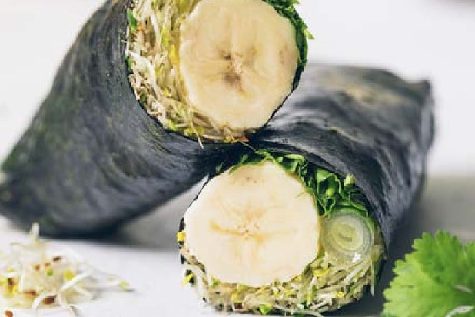 NORI ROLLS WITH BANANAS AND VEGETABLES