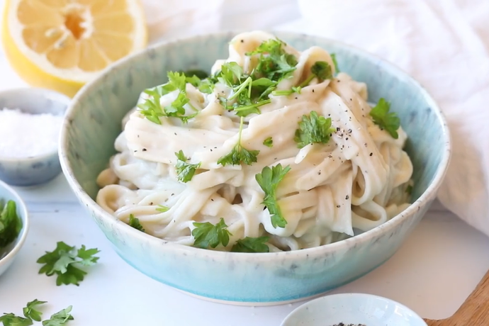 Fettuccine cu sos Alfredo de conopida