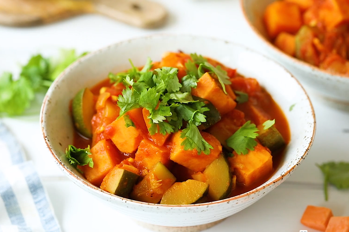 STEW WITH SWEET POTATOES AND ZUCCHINI