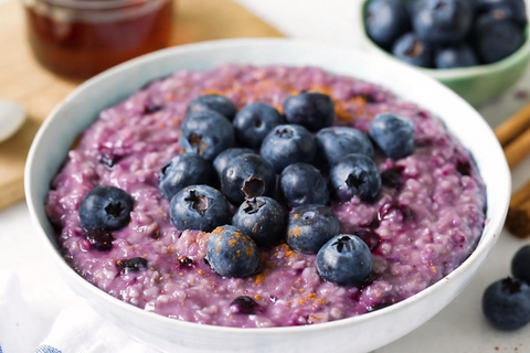 OATMEAL WITH WILD BLUEBERRIES